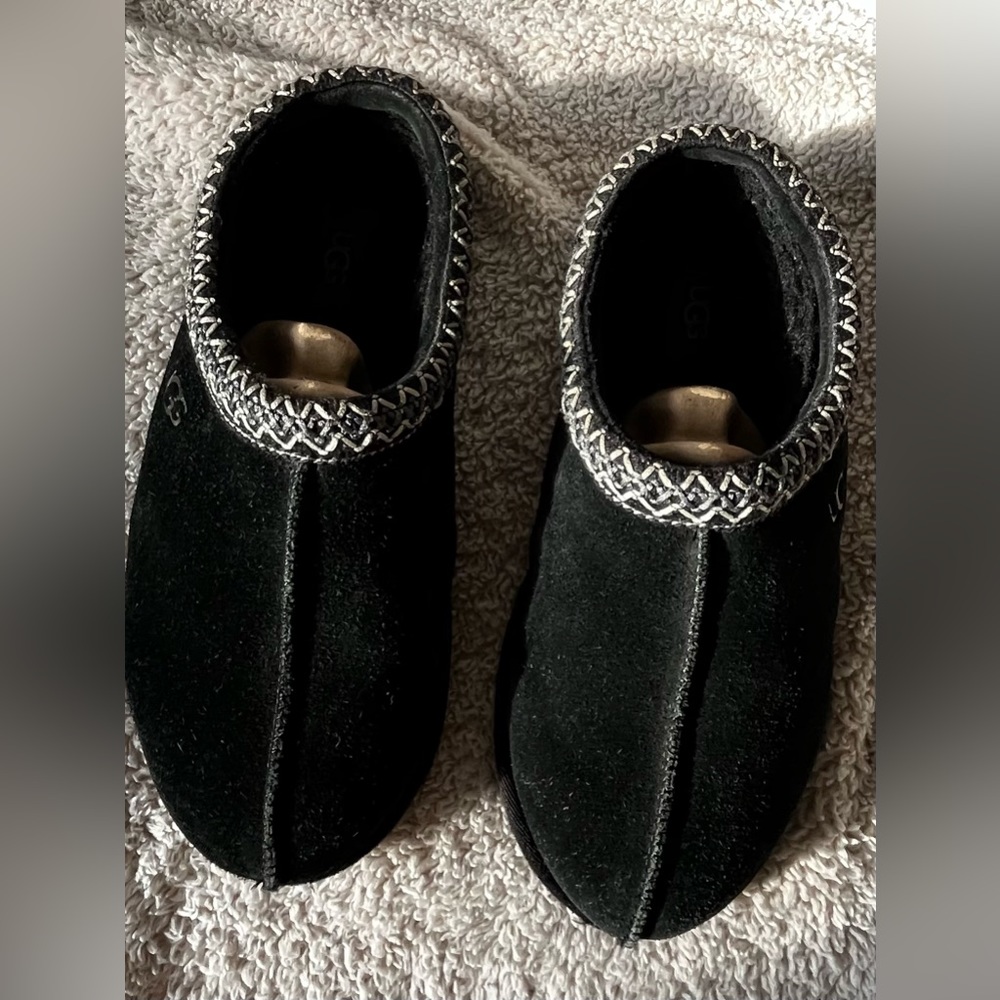 UGG Tasman